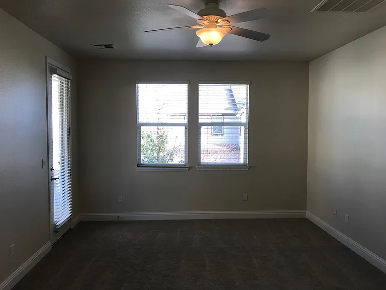 2205 Heavenly View Trl — Photo 28