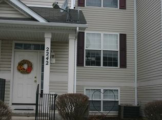 2242 Graystone Dr, Joliet, IL