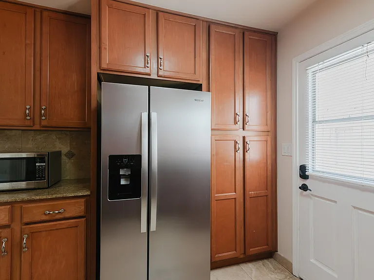 7347 Fay Ave — Photo 14