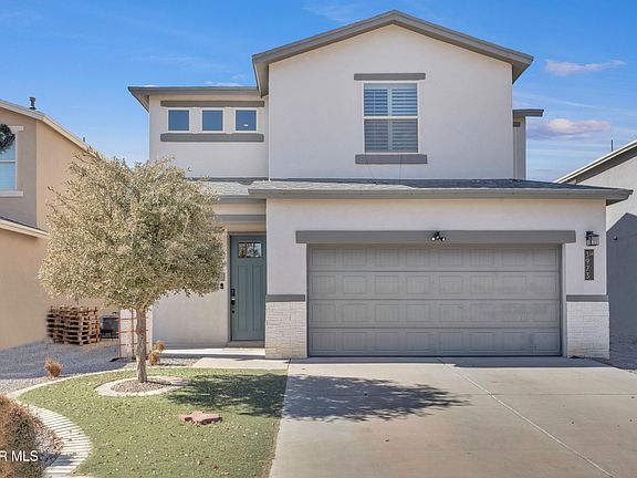 3rd image of 3973 Desert Dunes Dr