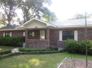 113 Church Dr, Laurel, MS 39443