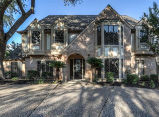 811 Daria Dr, Houston, TX 77079