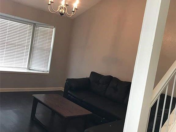4th image of 10340 Chelmsford Dr