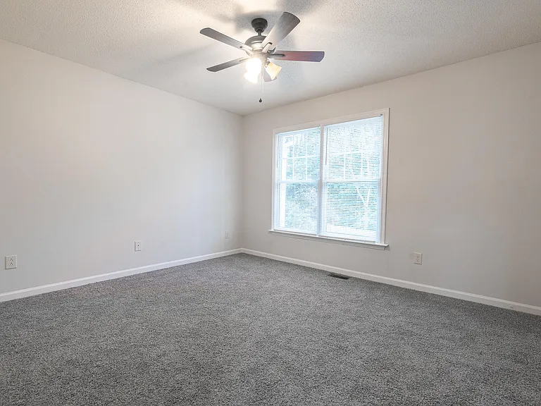 4418 Roller Ct — Photo 12
