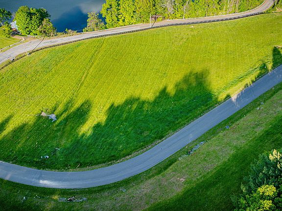 4th image of Cowan Town & Eagle Ridge Parkway Rd