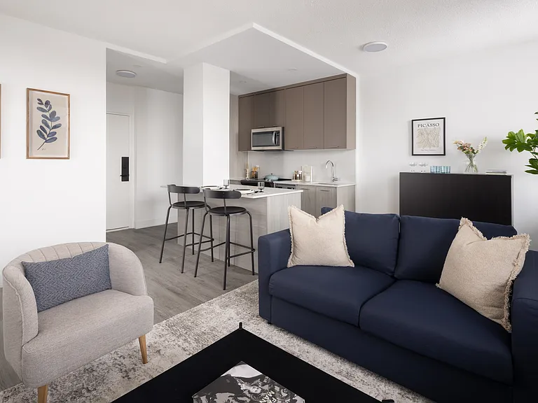 115 Tyndall Ave — Photo 8