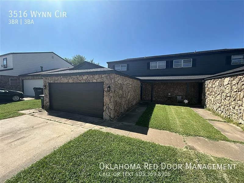 3 bed, 2.5 bath, 1706 sqft, $1,850 — Photo 1