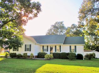 260 W Doak Rd, Manchester, TN 37355