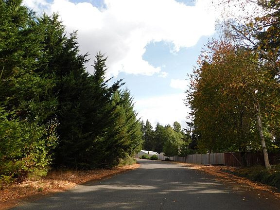 4th image of 24402 46th Ave E