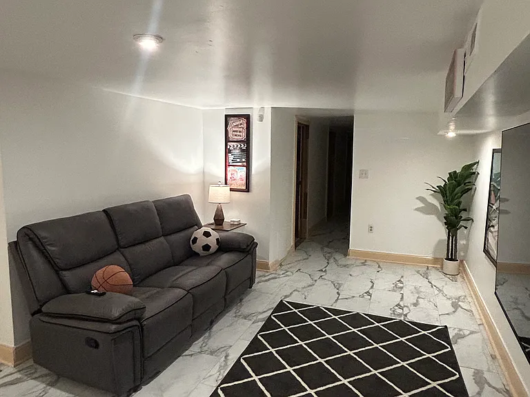 4 S Gilmor St — Photo 13