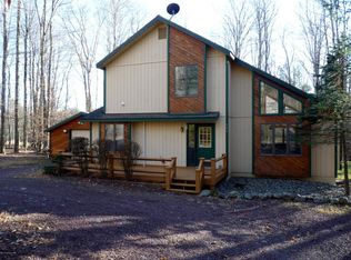 343 Arthurs Way, Blakeslee, PA 18610