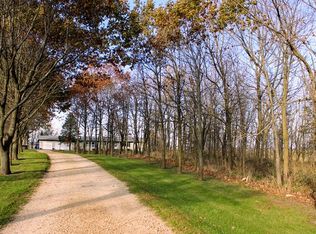 47W990 Lasher Rd, Elburn, IL 60119