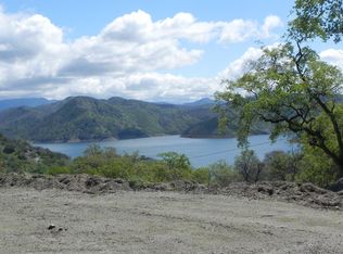 30428 Lakeside Ln, Piedra, CA 93649