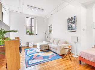 694 Metropolitan Ave #109, Brooklyn, NY 11211