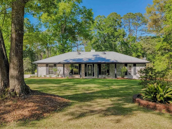 9902 Clarke Ridge Rd, Foley, AL 36535