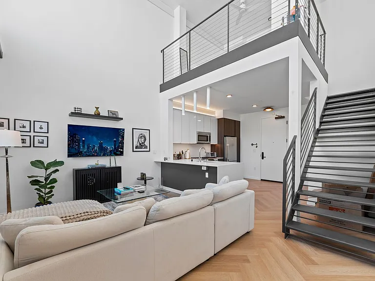 TALA Residences at Gillis House — Photo 43