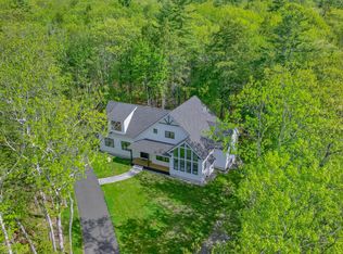 4 Red Oak Drive, Falmouth, ME 04105