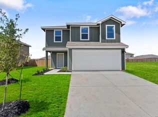 1034 Gladys Run, Seguin, TX 78155