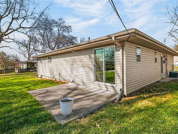 5th image of 3407 E Lantern Ln