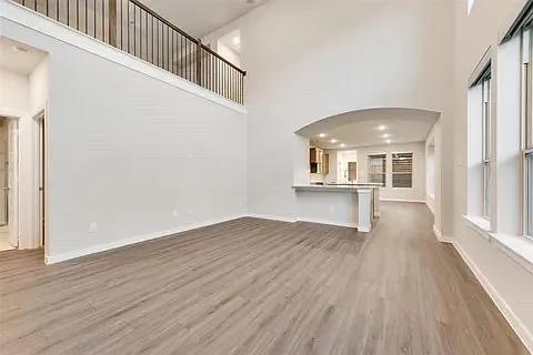 3937 Rochelle Ln — Photo 3