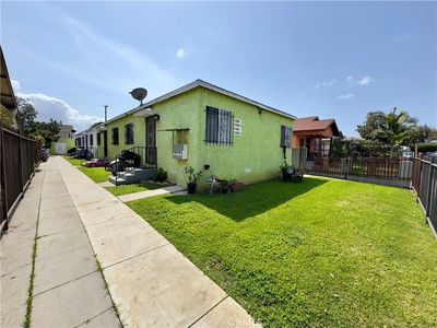 1104 W 87th St, Los Angeles, CA, 90044