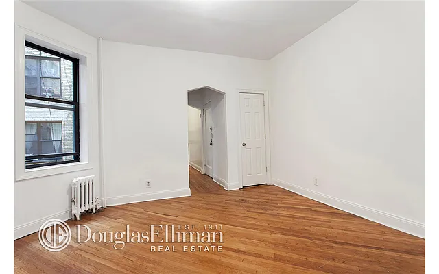 Rented by Douglas Elliman | media 28