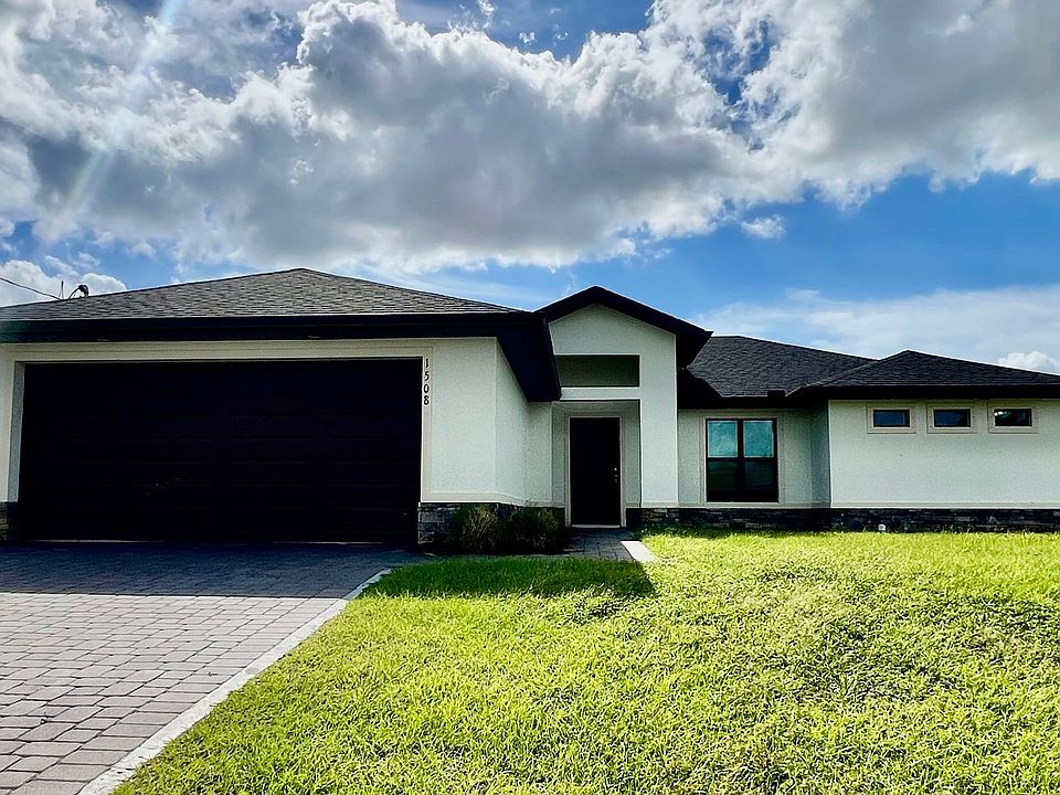 1st image of 1508 S Gator Cir