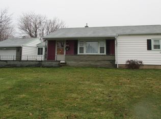 86 Ingomar Dr, Rochester, NY 14612