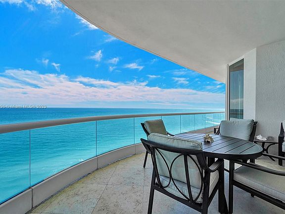 4th image of 16051 Collins Ave APT 2302
