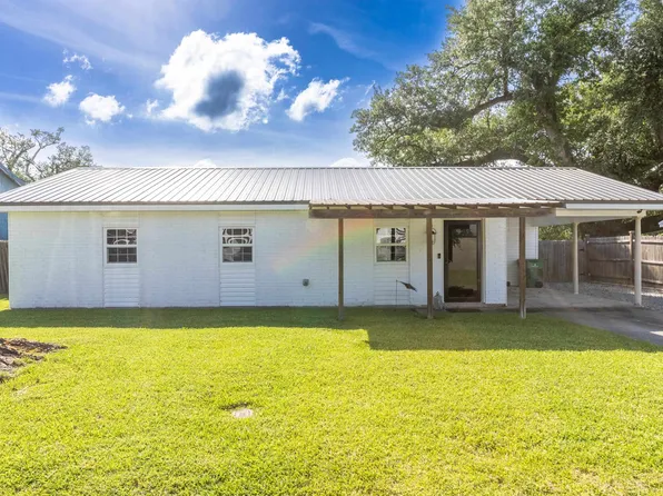 107 Half Oak Dr, Thibodaux, LA 70301