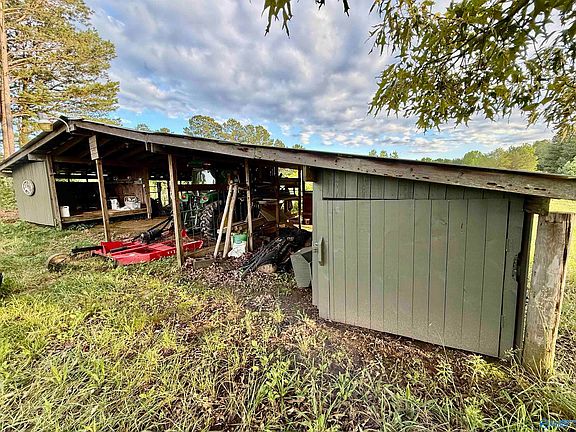 5th image of 417 County Road 582
