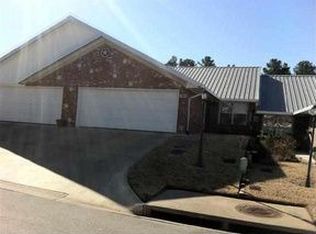 1802 Riverstone Ln, Longview, TX 75605