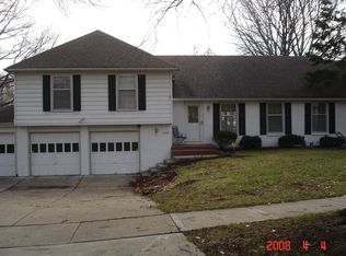 11813 Locust St, Kansas City, MO 64131