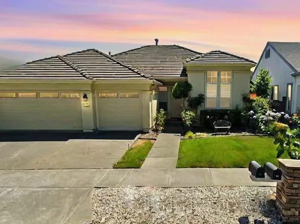 385 Raven Way, Petaluma, CA 94954