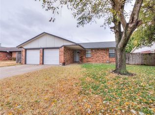 967 Raintree Mansion, Yukon, OK 73099