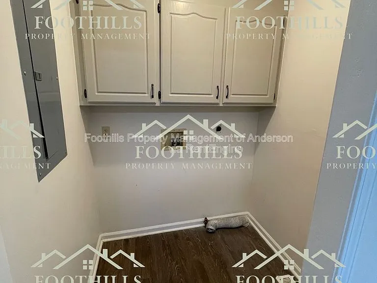 3109 Pinehurst Ln — Photo 10