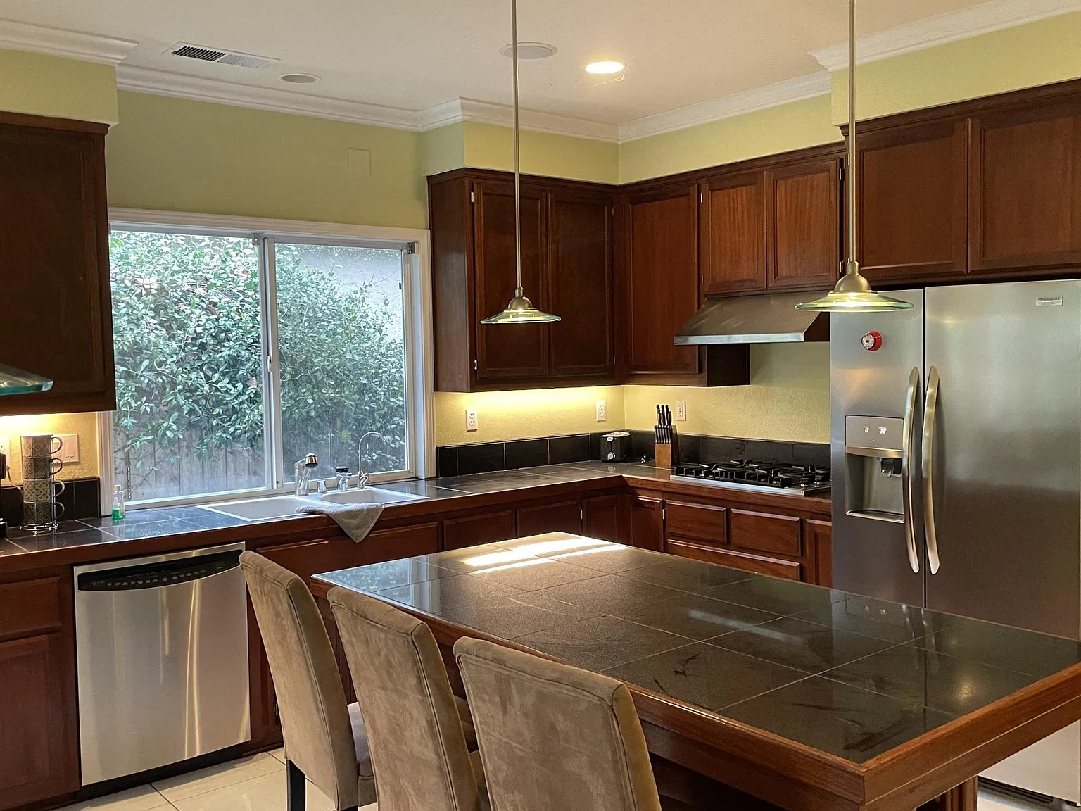 674 Grafton Park Dr — Photo 3