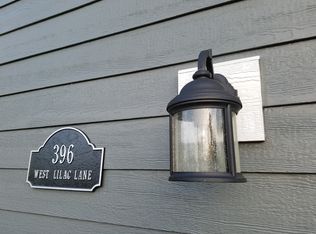 396 W Lilac Ln, Grafton, WI 53024