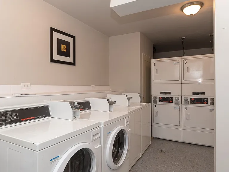 817 W Lakeside Pl #107 — Photo 19