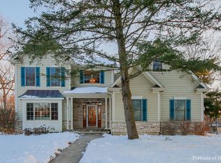 1000 E Hawthorne Blvd, Wheaton, IL 60187