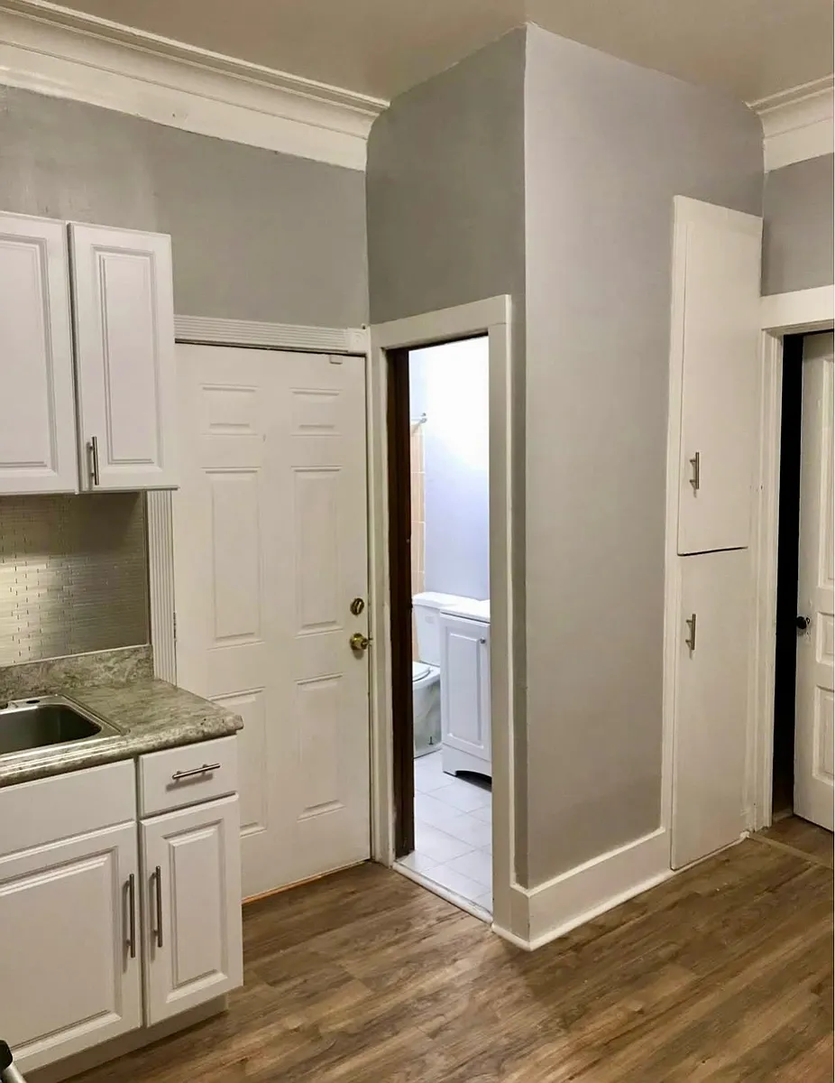 Building Photo - 6908 S Cregier Ave #1R