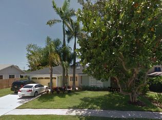 382 NW 35th Ln, Boca Raton, FL 33431