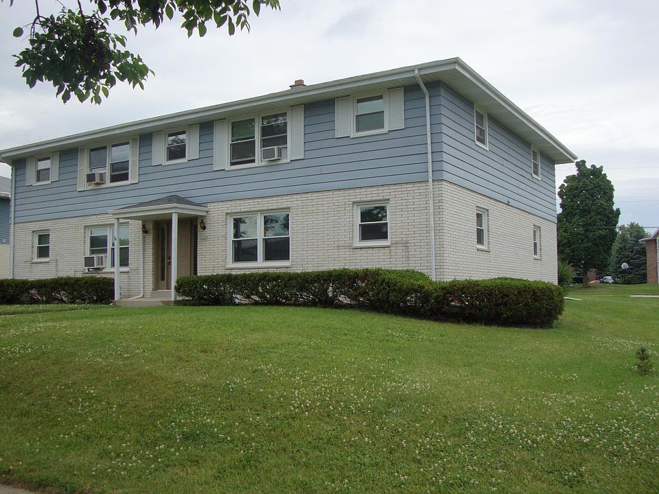 1st image of 1300 E Kilbourn Ave APT 2