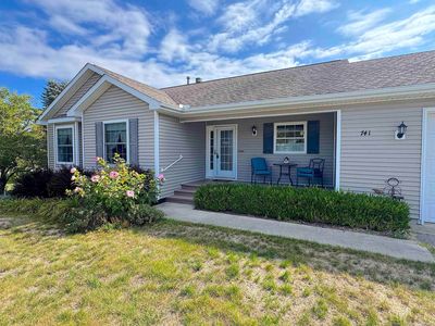 741 S Creek Ct, Traverse City, MI, 49696