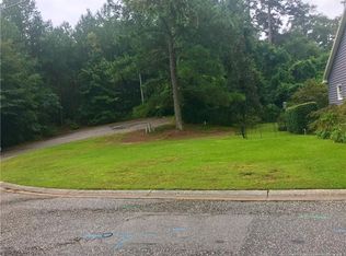 813 Norwood St, Fayetteville, NC 28305