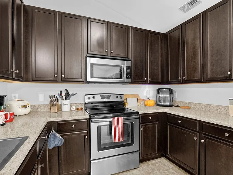 1017 Ponderosa Pl — Photo 11