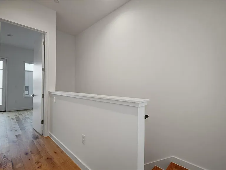 6020 Springdale Rd #3 — Photo 21