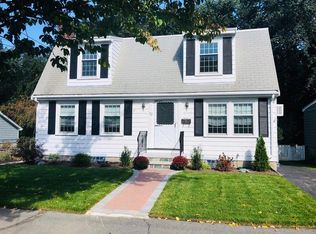 52 Meadowbrook Rd, Brookline, MA 02467