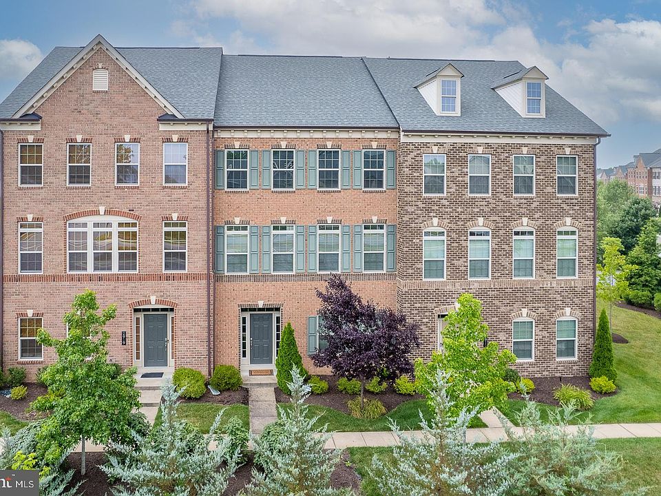1st image of 2917 Middleham Ct