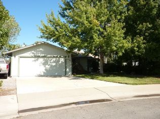 1065 Dara Ct, Redding, CA 96003